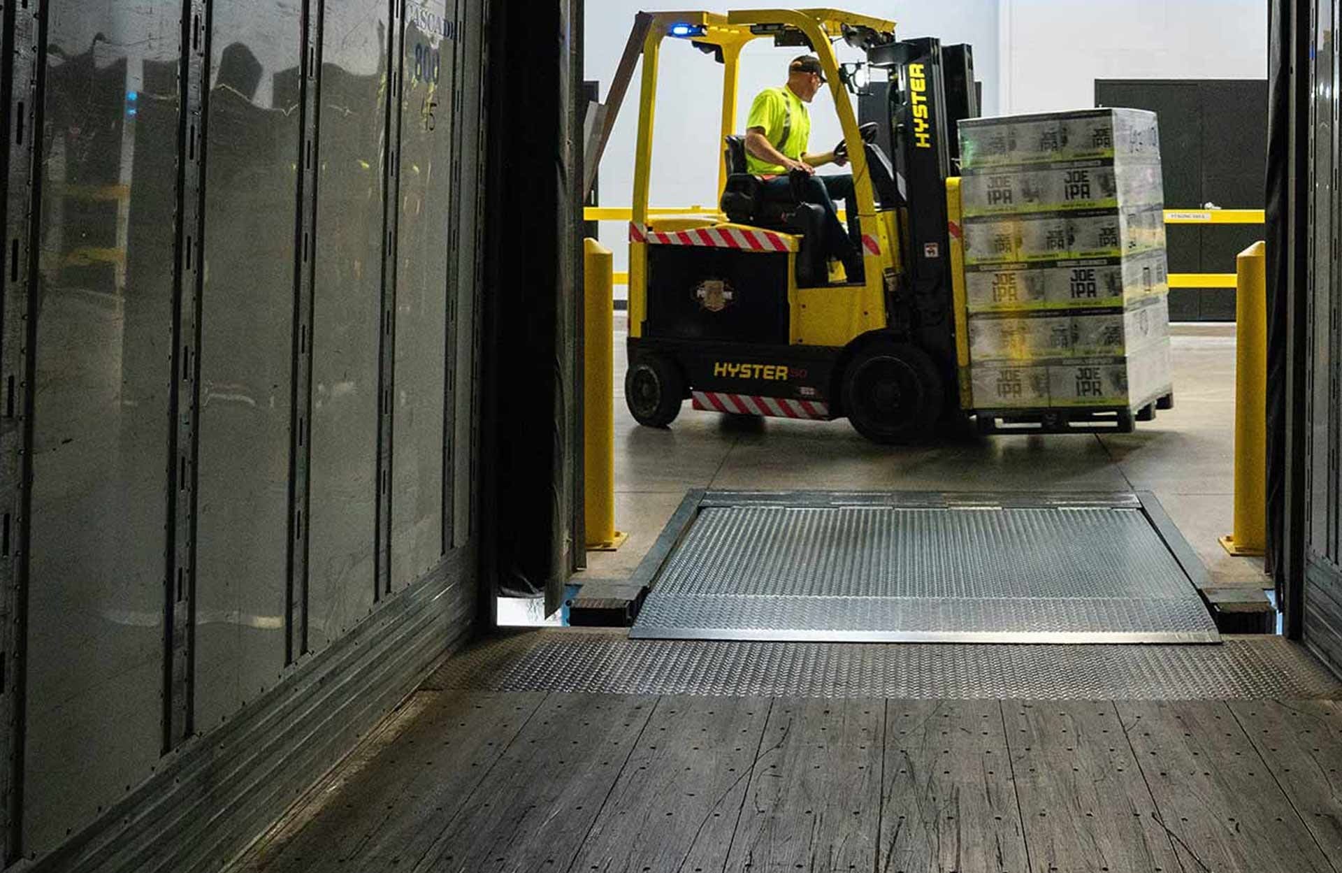 fork-lift-truck-1