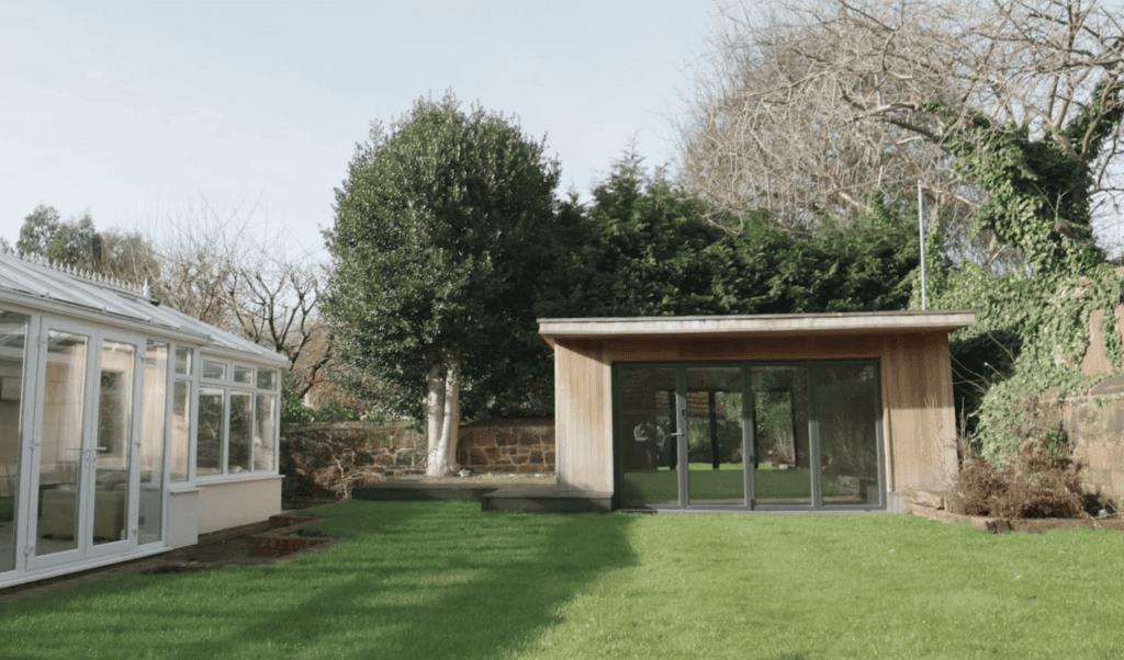Les' garden