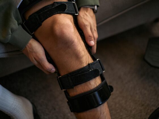Man in knee brace