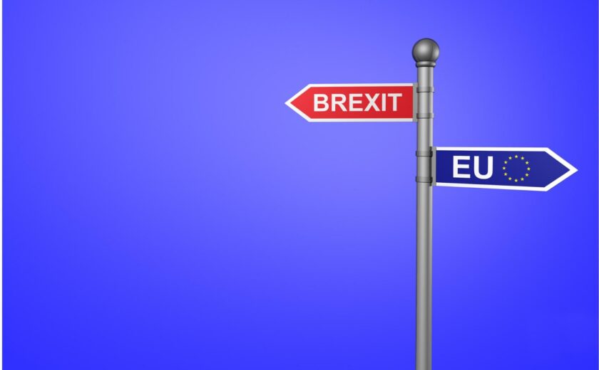 Signpost pointing towards Brexit and EU