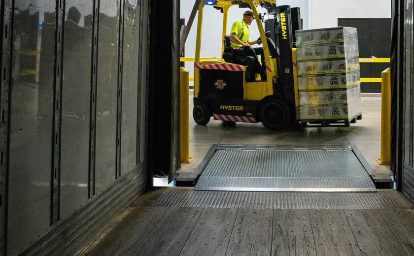 fork-lift-truck-1