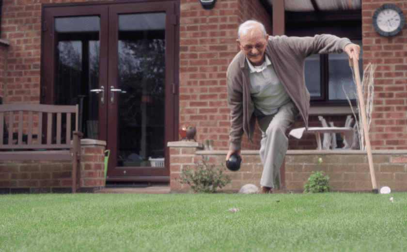 Gordon outside playing bowls